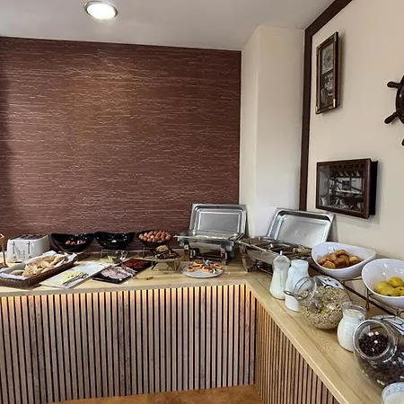 Sea Vista Hotel 3*