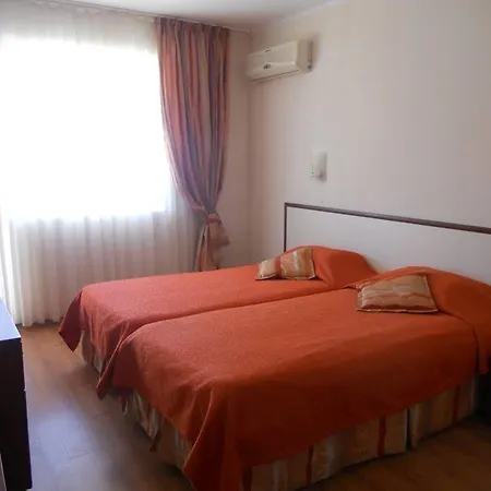 Sea Vista Hotel 3*